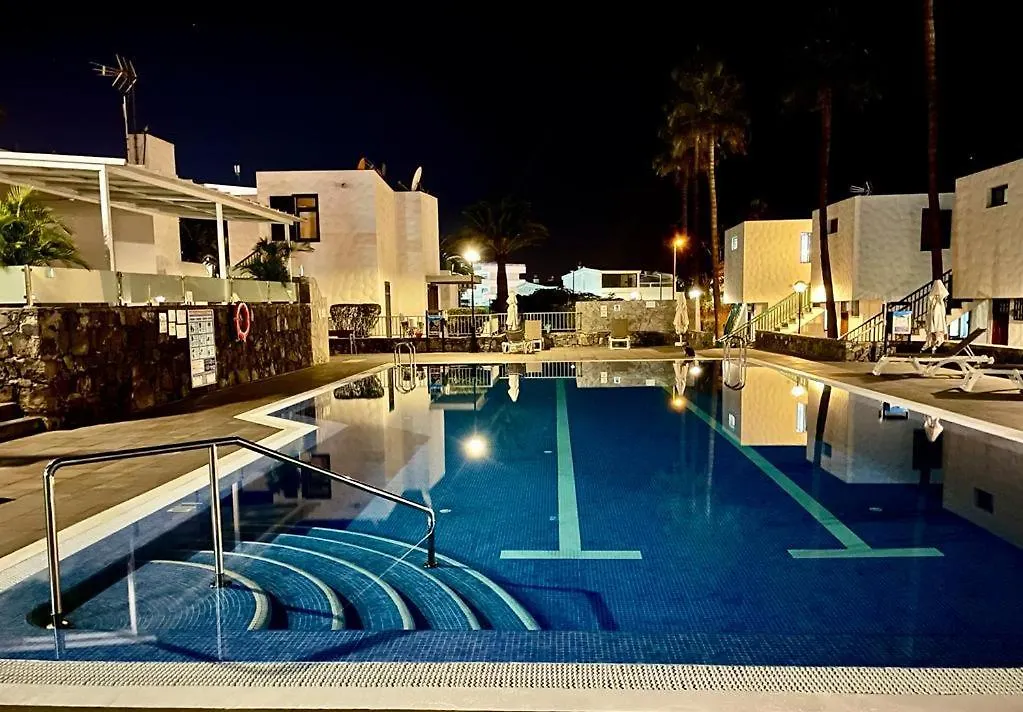 Apartamento Con Jardin Y Piscina Playa de las Américas España